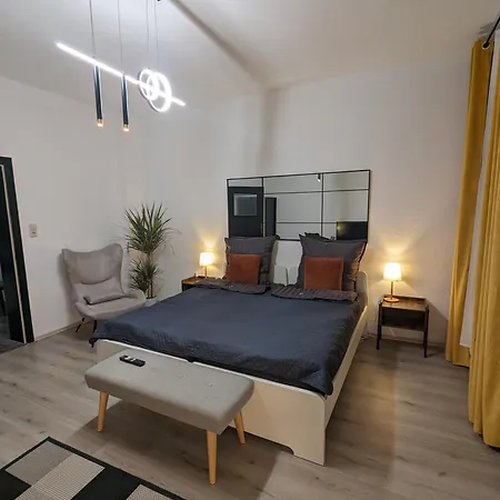 Апартаменты Schoenes 3 In Der Altstadt Von